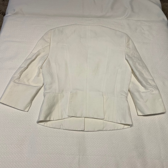 Hugo Boss Off Cropped Jacket, Size 2, Off-White - Picture 8 of 13